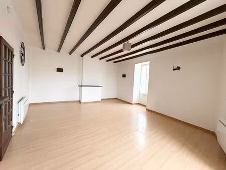 vente maison 5 pièces  142.00m²  nalliers