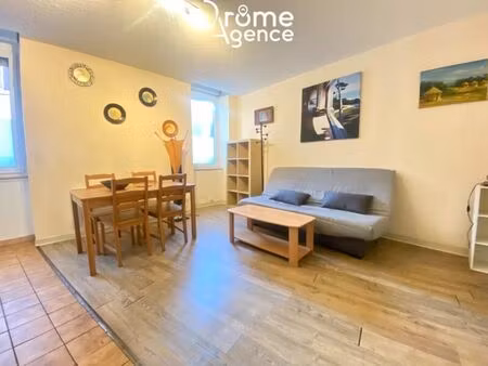 location appartement 2 pièces 40 m² à valence (26000)