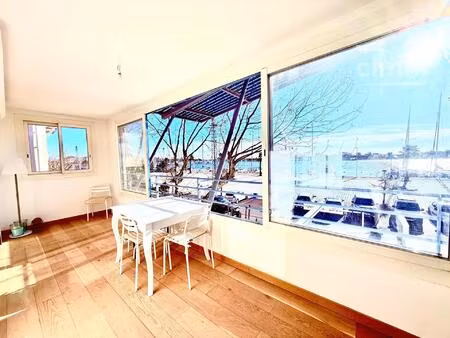 appartement t4 - loggia vue sur le port de plaisance