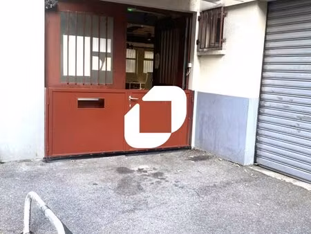 location bureau paris 75020