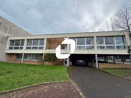 a vendre  batiment independant