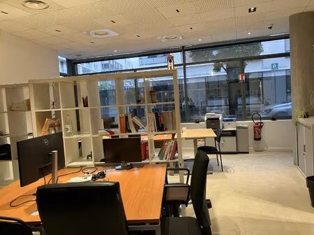 location commerce 78 m² à lyon 7 (69007)
