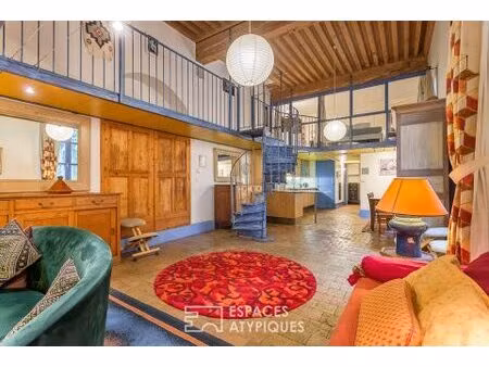 appartement au caractère affirmé dans un ancien couvent