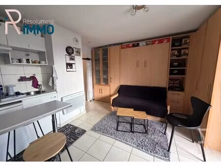 colmar - charmant 1 pièce avec balcon et stationnement privatif