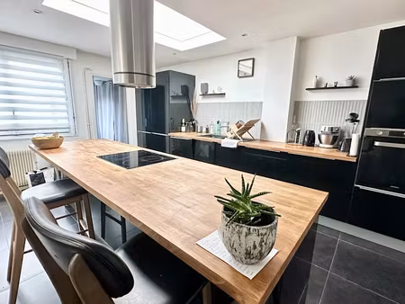 vente maison 4 pièces 125 m² à croix (59170)  332 000 €