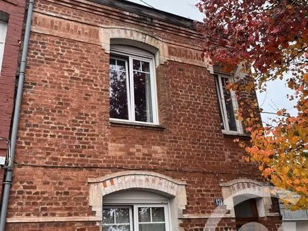maison à vendre - 4 pièces - 73 20 m2 - st quentin - 02 - picardie