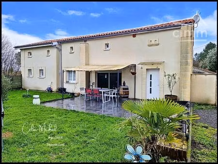 maison t6 de caractère rénovée - coup de coeur