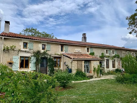 vente maison 13 pièces 360 m² à poursac (16700)  325 000 €