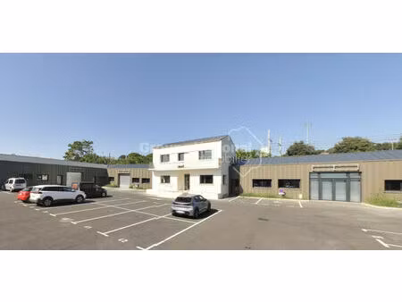 location commerce 201 m² à nîmes (30900)