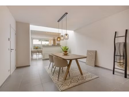 huis te koop in zwevezele met 4 slaapkamers