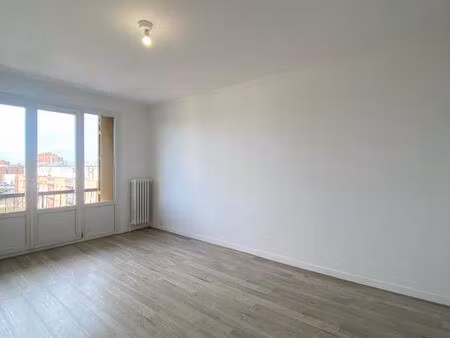 location appartement 3 pièces 65m² livry gargan 93190