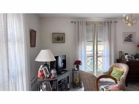 vente divers 2 pièces 62 m² nîmes (30000)