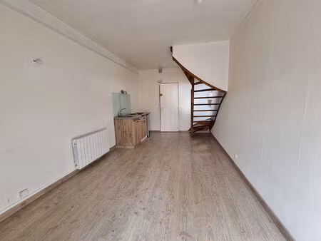 location appartement 2 pièces 28m²