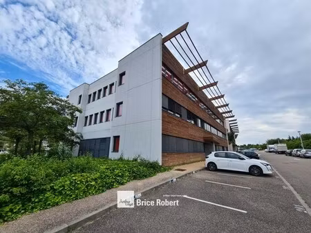 a louer - woodstock - bureaux dans un parc tertiaire - saint-priest