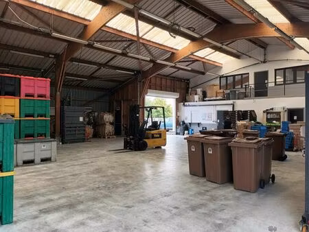 local d'activite - entrepot a vendre ou a louer