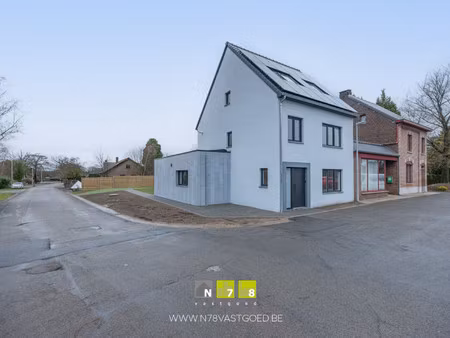 huis te koop in as met 5 slaapkamers