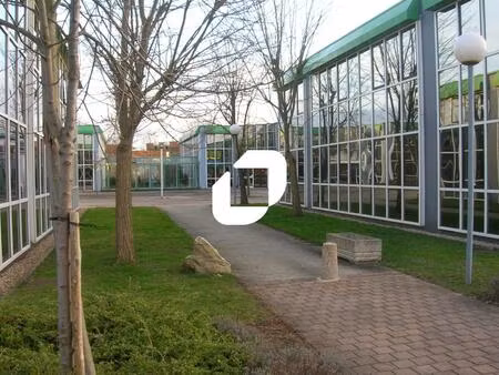 location bureau saint thibault des vignes 77400