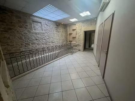 local commercial a louer