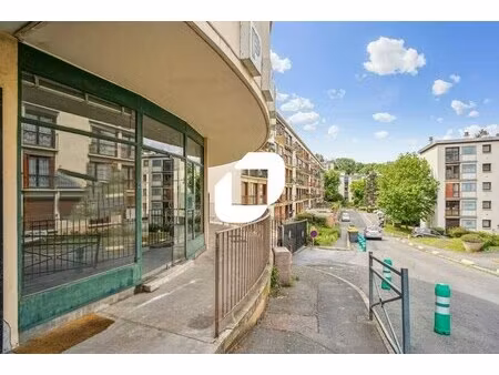 local commercial à louer