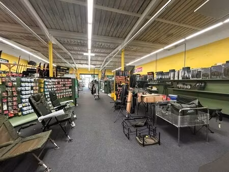 local commercial a louer