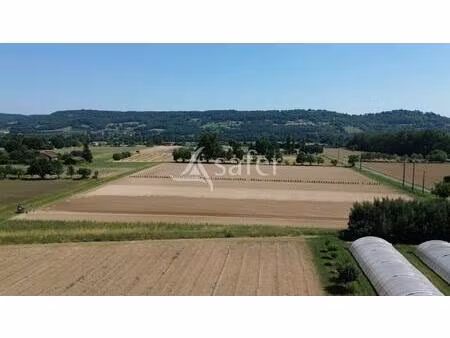 jolie propriété bio sur 12ha pour activité agricole et accuei