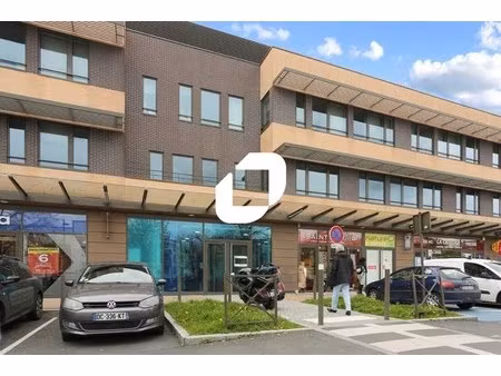 a louer  belles surfaces de bureaux renovee