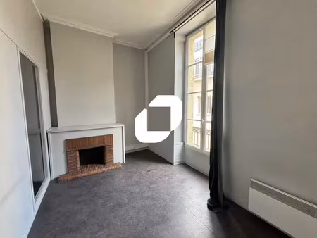 location bureau bordeaux 33000