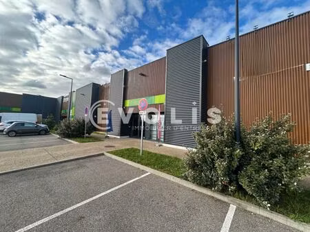 location local d'activités 342m²