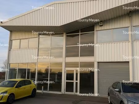 local d'activites a louer