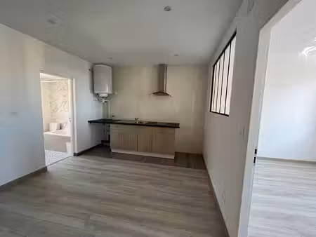 location appartement 2 pièces 29m²