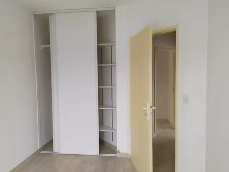 location appartement 4 pièces 86 m² à floirac (33270)