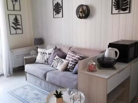 location appartement 1 pièce 20 m² à nice (06000)