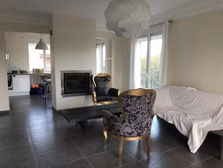 location appartement 4 pièces 100 m² à pérols (34470)