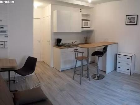 location appartement 1 pièce 25 m² à saint-nazaire (44600)