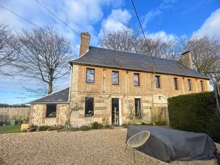 5 pièces de 135 m² dans un presbytère entièrement contremoulins