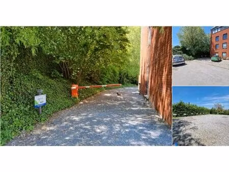 parking à louer à jambes (vbd73360)