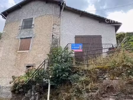 maison de village charmante à lacaze