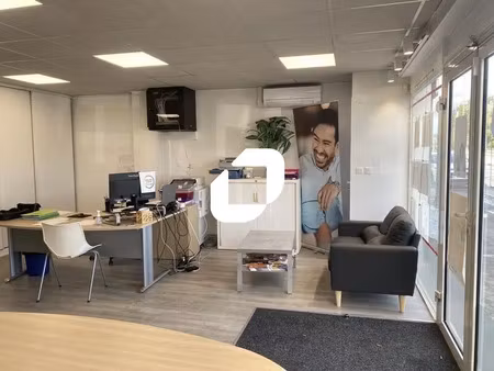 location commerce villenave d ornon 33140