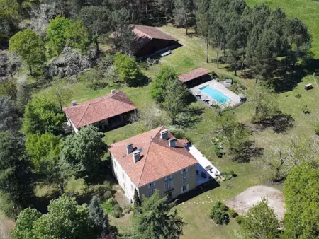 vente locaux professionnels 750 m² à mont-de-marsan (40000)  1 210 000 €