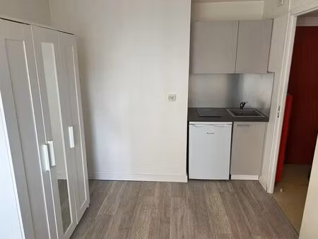 location appartement 1 pièce 19 m² à nantes (44000)
