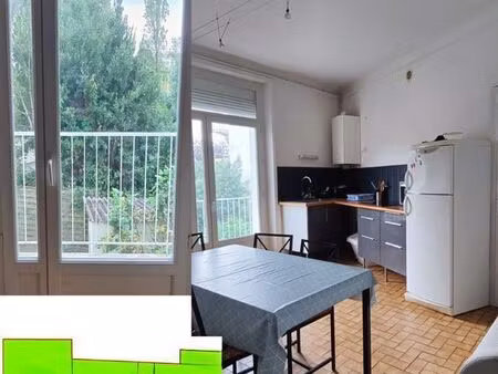 location appartement 4 pièces 74 m² à nantes (44000)