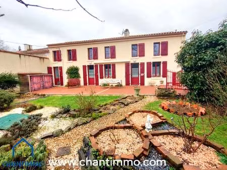 vente maison à la caillère-saint-hilaire (85410) : à vendre / 208m² la caillère-saint-hila