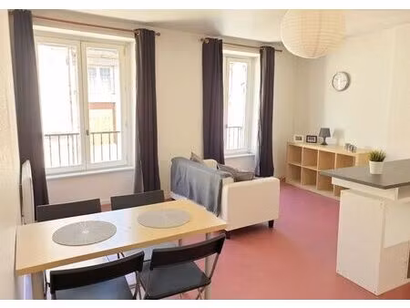 location appartement 2 pièces 45 m² à saint-étienne (42000)