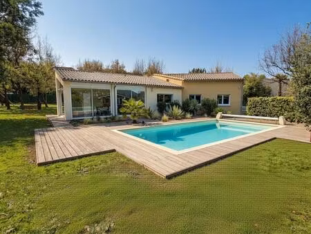 villa de plain pied avec vue imprenable sur le ventoux