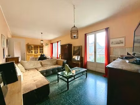 a vendre : appartement t4 avec garage proche centre-ville et gare