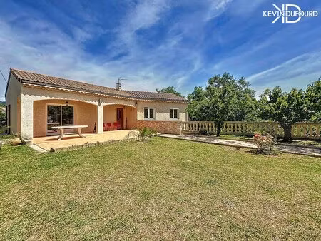 maison de 130m² sur un terrain de 1125m² à largentière