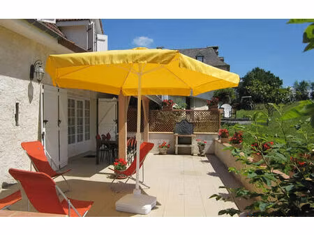 location maison 4 pièces 129m2 gan 64290 - 1100 € - surface privée