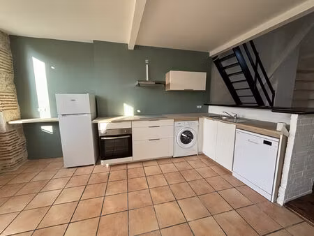 location appartement 3 pièces 95 m² à aiguillon (47190)