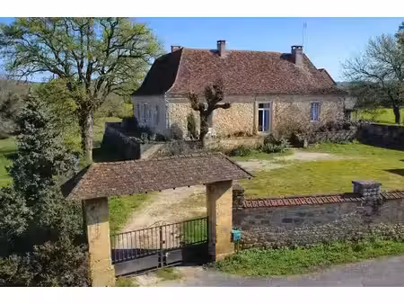 vente maison 12 pièces 300 m² à excideuil (24160)  399 900 €