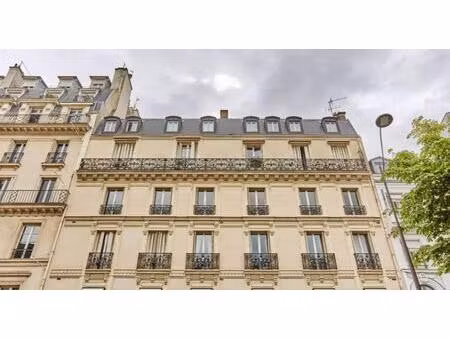 location bureau paris 75008